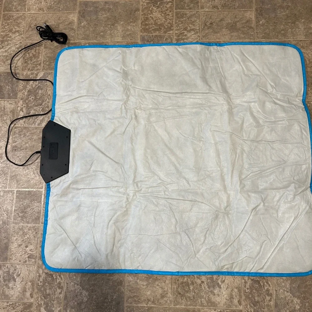 Konami Dance Dance Revolution Hottest Party Nintendo Wii Game Controller Mat